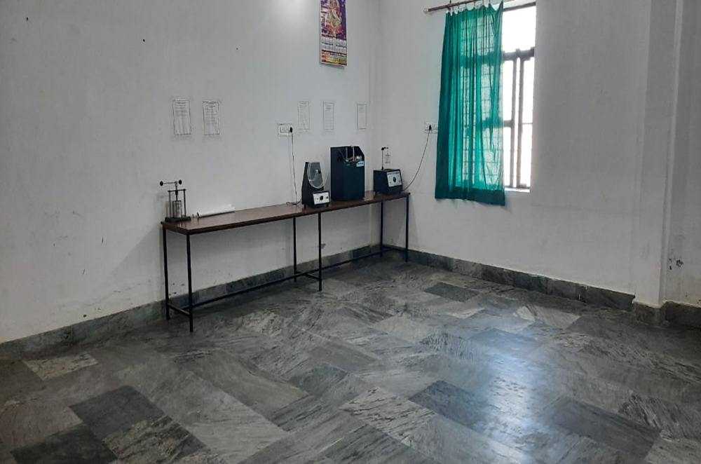 Machine Room & Instrument Room